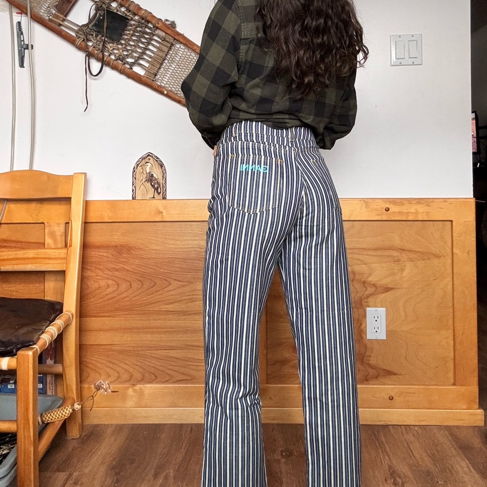 Striped High Waisted cropped Jeans by Ganni